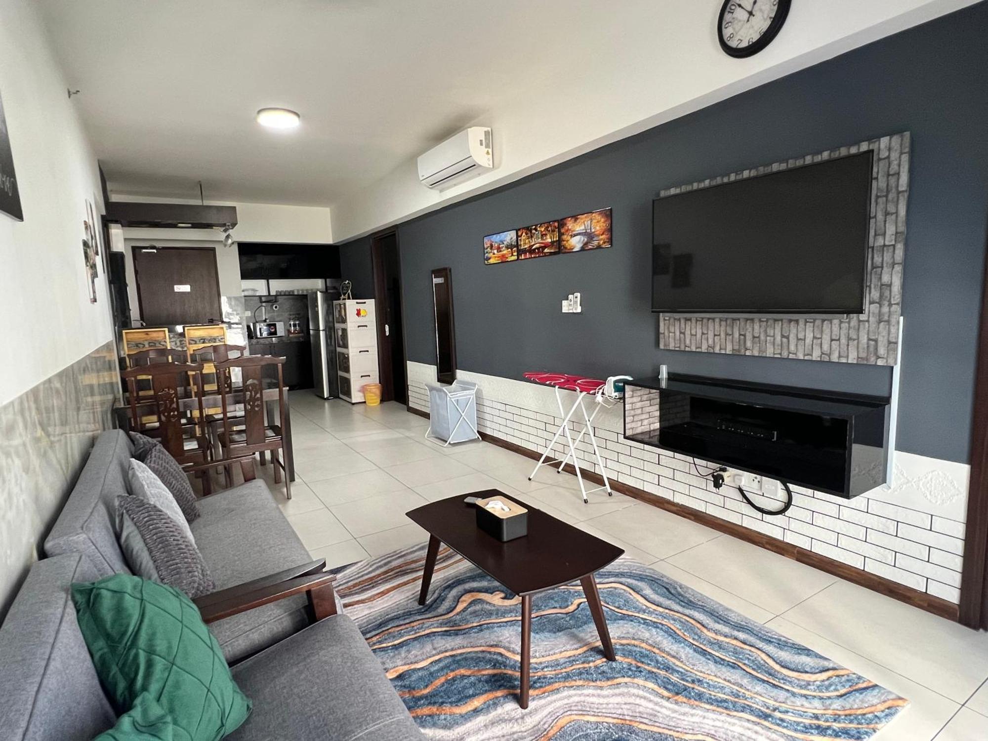 K Avenue - 2 Bedroom With Privacy Balcony By Akinabalu Family Apartment *